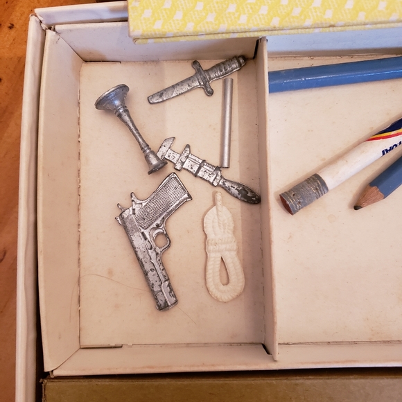 Vintage Clue Parker Bros Inc, Boardgame - Picture 6 of 8